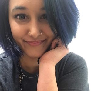 Meet your Posher, Xio